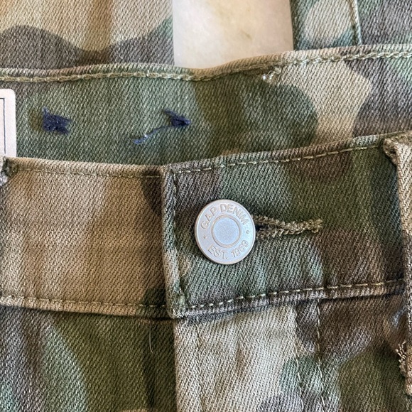 True Skinny Ankle High Rise GAP Camo Jeans - Picture 6 of 6